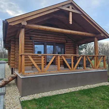 Apartament Toparti Roenkhaz *